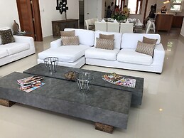 Newly LUXURY designed villa