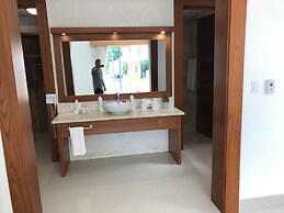 Newly LUXURY designed villa