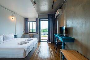 S.22 Hotel Suratthani