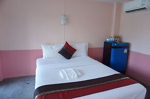 B and B Hotel