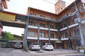 B and B Hotel