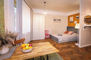 Baltic Design Apartments with free parking and self check-in