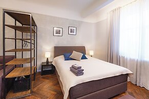 Baltic Design Apartments with free parking and self check-in