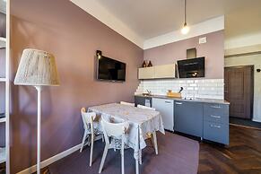 Baltic Design Apartments with free parking and self check-in