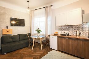 Baltic Design Apartments with free parking and self check-in