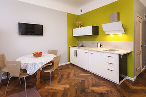 Baltic Design Apartments with free parking and self check-in