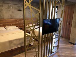Ata Suites