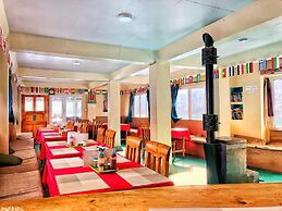 Thanka Inn Gokyo