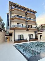 Marisol Hotel