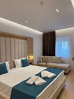 Marisol Hotel