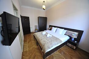 Guest House Batumi Globus