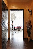 Raya Maisonette