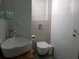 Airport Guest House
