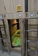 Capsule hotel ALOHA