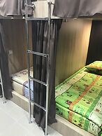 Capsule hotel ALOHA