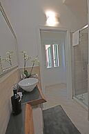 Diamond Apartments