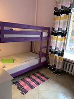 Hostel Makarena