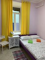 Hostel Makarena