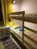 Hostel Makarena