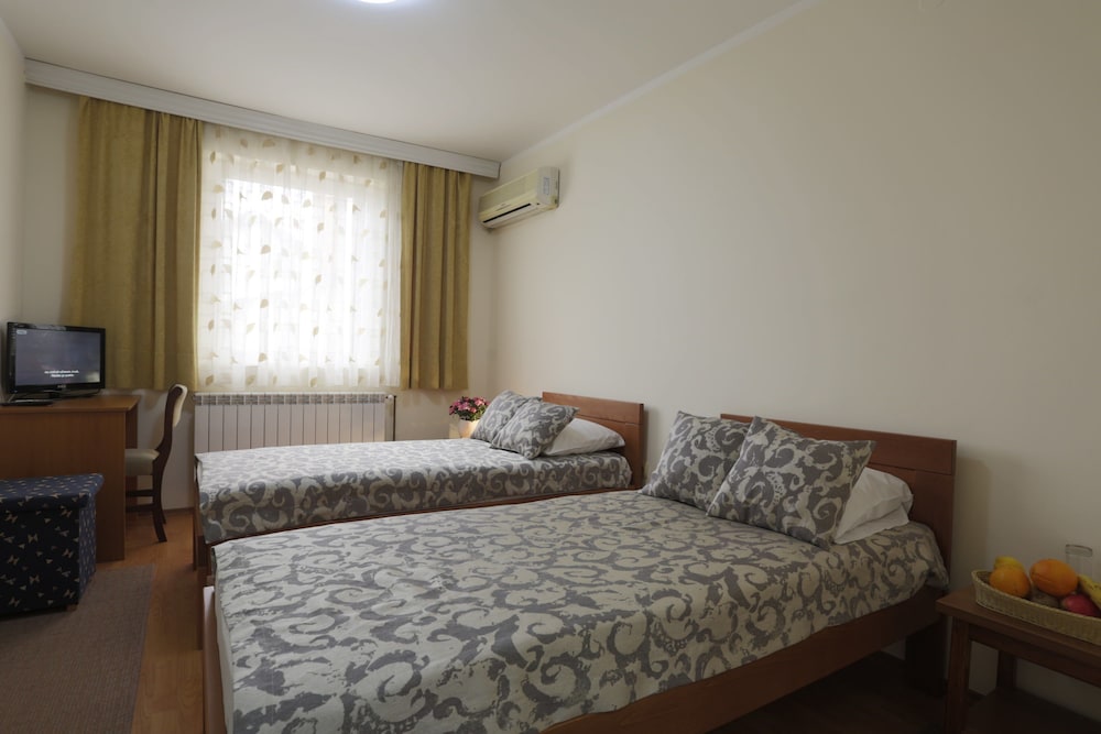 Guesthouse Tara