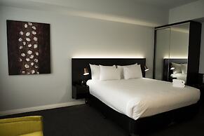 The Gerald Apartment Hotel