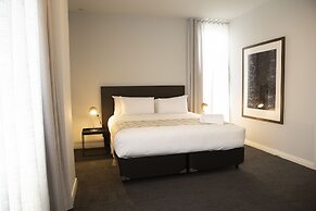 The Gerald Apartment Hotel