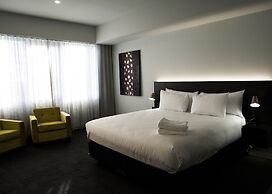 The Gerald Apartment Hotel