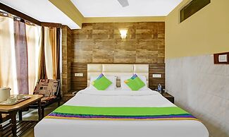 Itsy Hotels Amrita Raghunath Bazaar Jammu