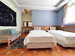 Warm & Cozy Inn
