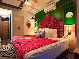 Anjeliq House
