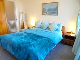 Seaview Cottage