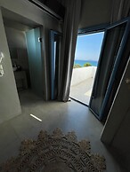 Eight Dimensions Capari Suites Elafonisos