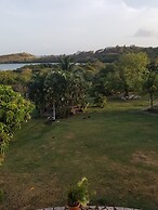 Savannes Bay Garden Inn