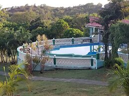 Savannes Bay Garden Inn