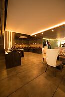 Hotel D'corbiz