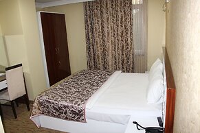 Sinan Hotel