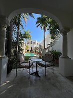 El Palacito Secreto