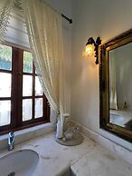 El Palacito Secreto