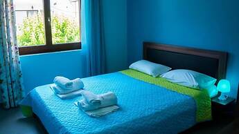 Niki Apartments