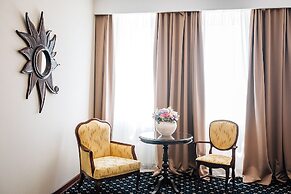 Sun Hotel