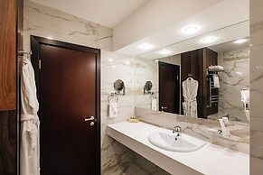 Sun Hotel
