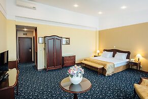 Sun Hotel