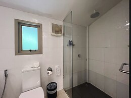 The Snug Airportel