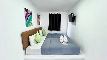 The Snug Airportel