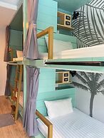The Snug Airportel
