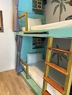 The Snug Airportel