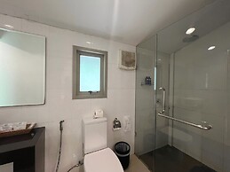 The Snug Airportel