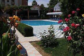 Hulusi Hotel