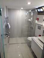 Leader Mansion Hotel & Suite
