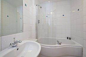 Premium St Christophers Place